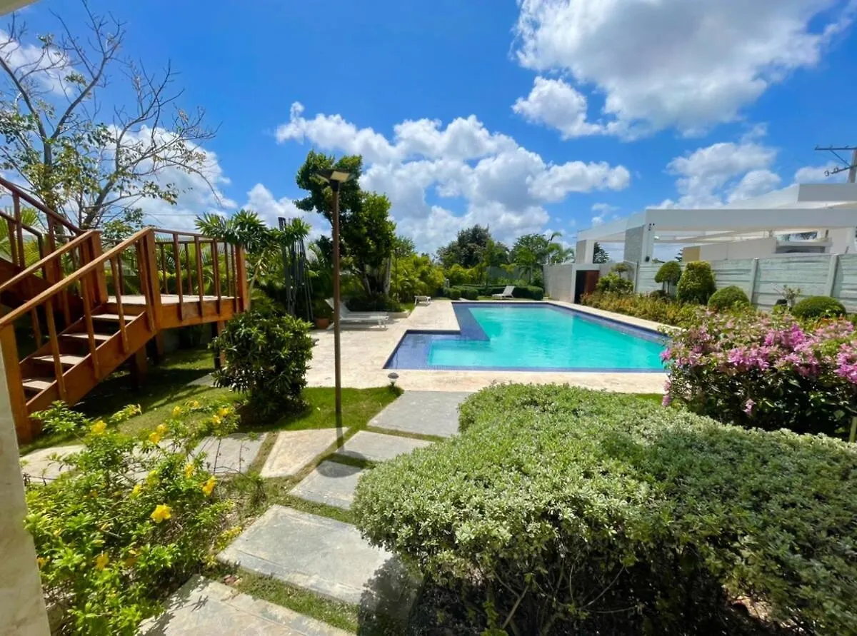 Villa La Casita With Private Pool, Cerca De Downtown プンタ・カナ 0*,